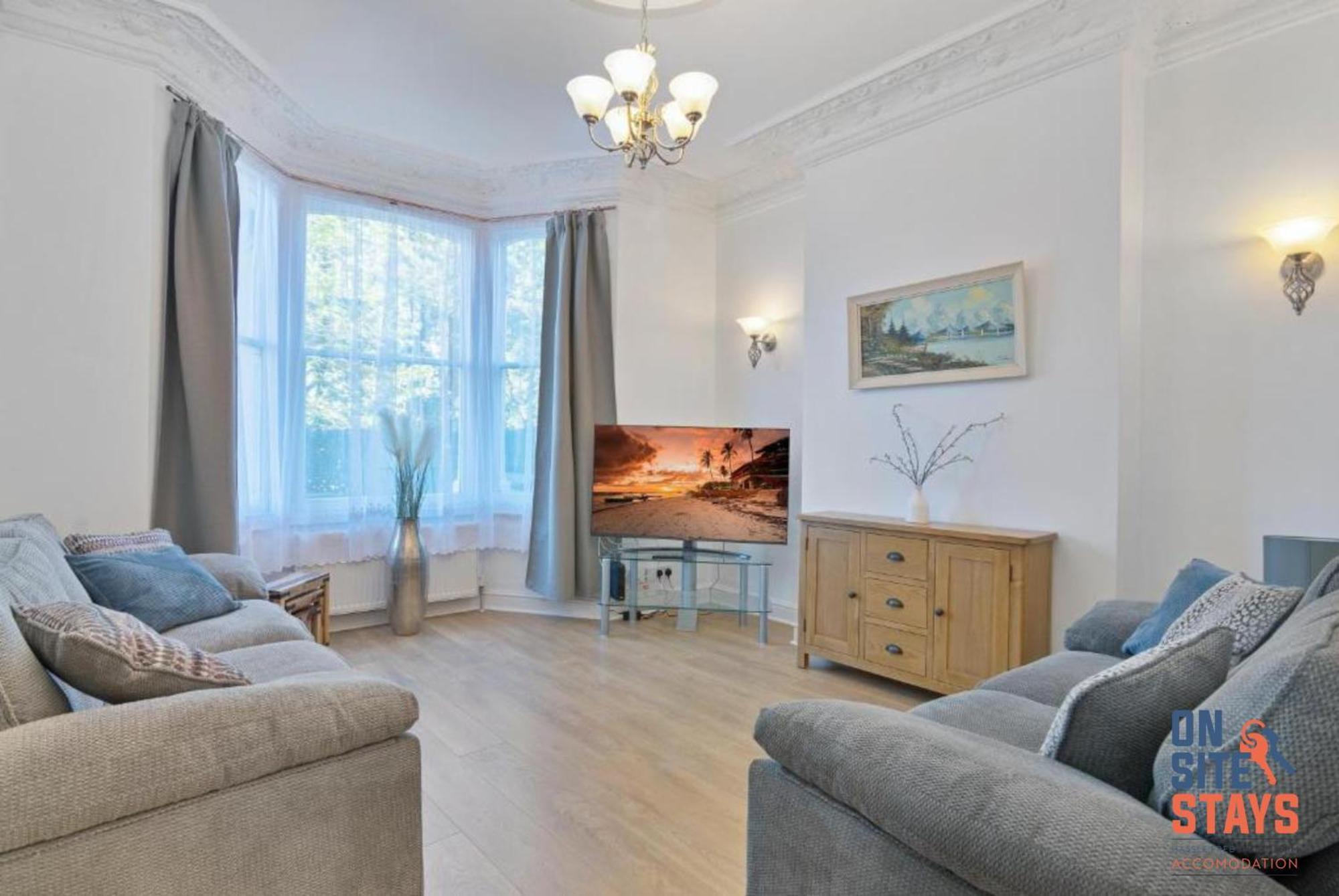 Onsitestays - Tranquil 2 Bedroom Apartment With Large Kitchen, Private Garden Near Wimbledon Station London Exterior photo